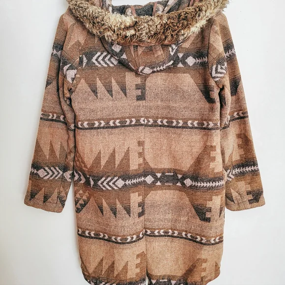 BB Dakota aztec print hooded jacket - Picture 4 of 6